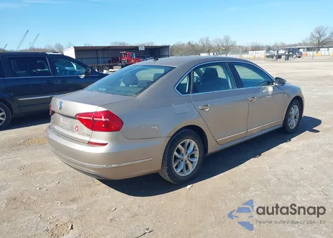 2016 Volkswagen Passat 1.8T S z USA, uszkodzony, nr VIN 1VWAS7A31GC037323